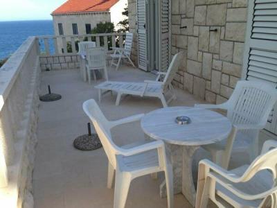 Guest House Steel - 35