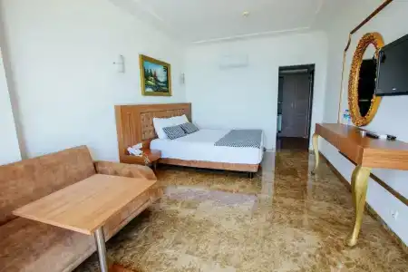 Kristal Beach - 17