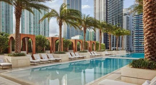 SLS Lux Brickell - 33