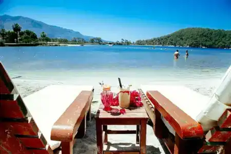 Lagoon Boutique - 28