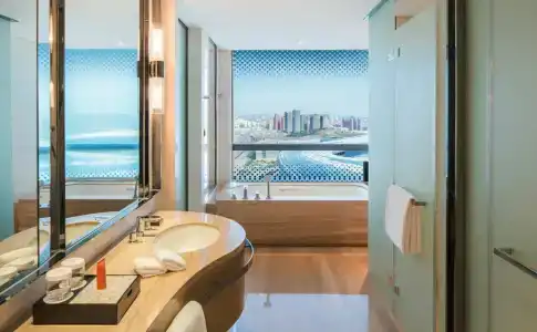 Crowne Plaza DALIAN SPORTS CENTER by IHG - 8