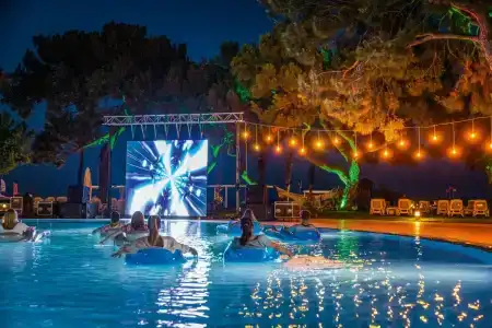 Tui Magic Life Rixos Beldibi +16 - 9