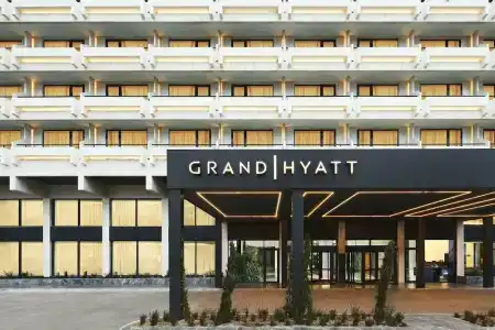 Grand Hyatt - 2
