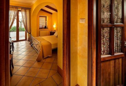 Tenuta Del Poggio Antico - 8