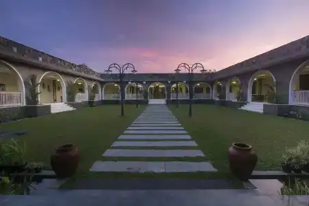 The Westlake & Resort Yogyakarta - 25