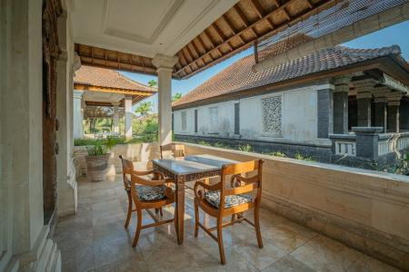 Honeymoon Guesthouse - 4