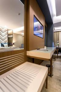 Willmont & Convention Center - 28