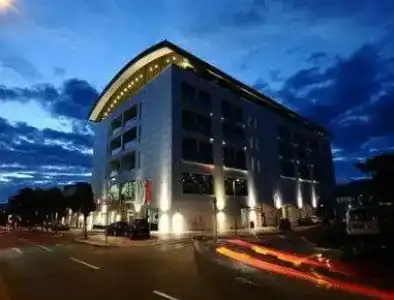 Ramada by Wyndham - 36