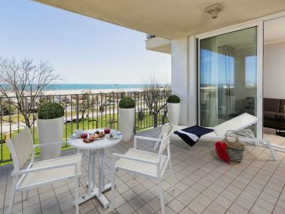 Mercure Rimini Lungomare - 43