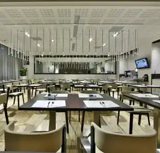 Best Western Premier CHC Airport - 6