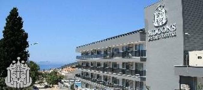 Mogons Exclusive - 42