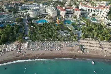 Grand Nar - Adult Only - 4