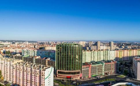 Ramada by Wyndham Lisbon - 16