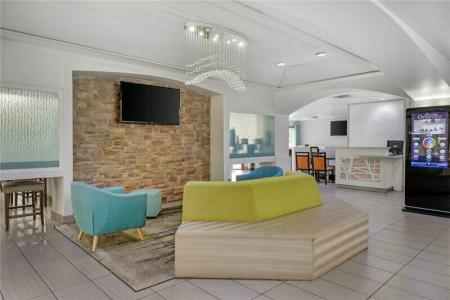 Best Western Plus Orlando Lake Buena Vista South Inn Suites - 42