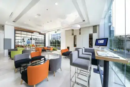Holiday Inn Express Jakarta Menteng - 2