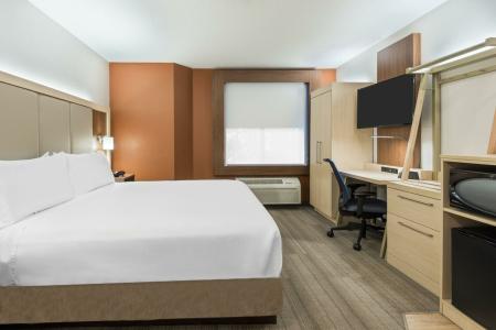 Holiday Inn Express & Suites NEAREST UNIVERSAL ORLANDO by IHG - 34