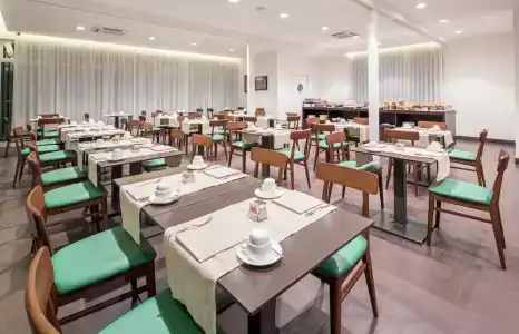 Best Western Plus Plaza Napoli - 39