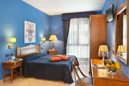 Ulisse Deluxe Hostel - 30