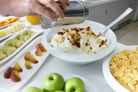 Alexandra Elegance Bridging Generations - 43