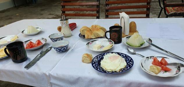 Gulnara Guesthouse - 38