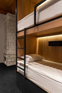 Globe Runner & Hostel Kyiv City Center - 77