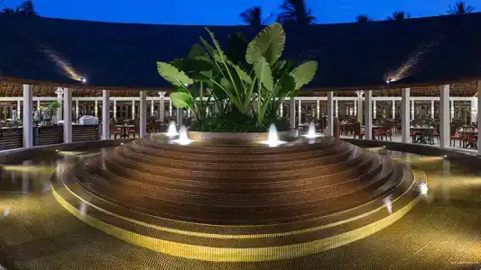 Meeru Island Resort & Spa - 21
