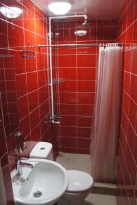 Dos Hostel - 13