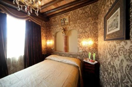 Boutique Campo de' Fiori - 77