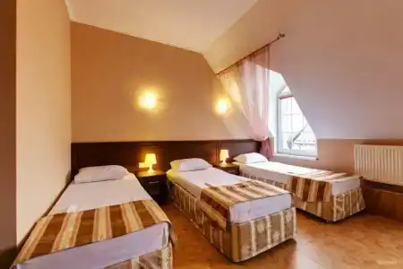 Marton Business - 26