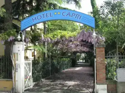 Capri - 3