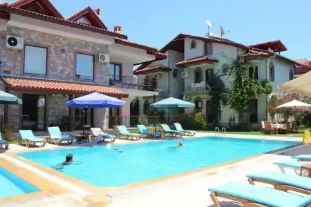 Vira Apart & Suits - 0