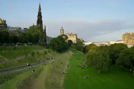 Garner Edinburgh - Haymarket - 8