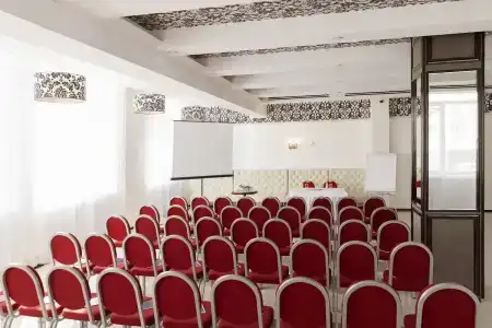 Охтинская - 92