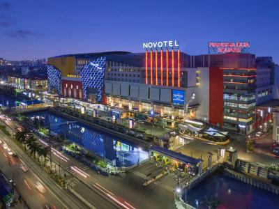 Novotel Jakarta Mangga Dua Square - 1