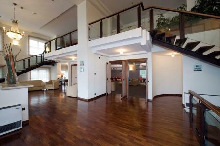 Holiday Inn Naples by IHG - 10