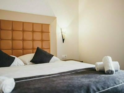 Victoria by VAYA - 33