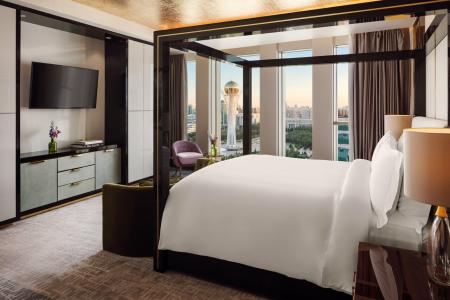 The Ritz-Carlton - 3