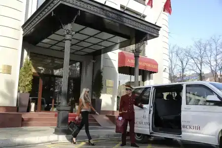 Aleksandrovski Grand - 19