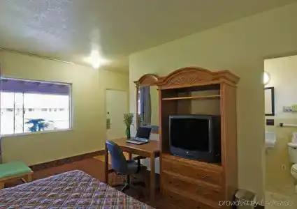 American Inn of Daytona - 1