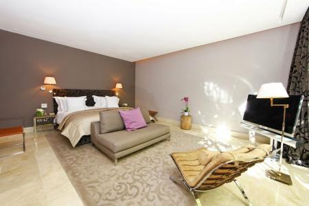 Palais Namaskar - 83