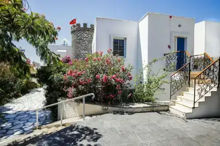 The Flag Suites - 22