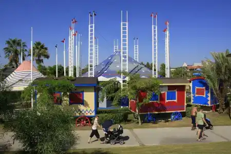 AQI Pegasos World - 13