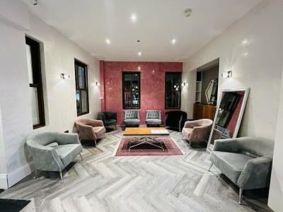 Cheshire Central London - 13