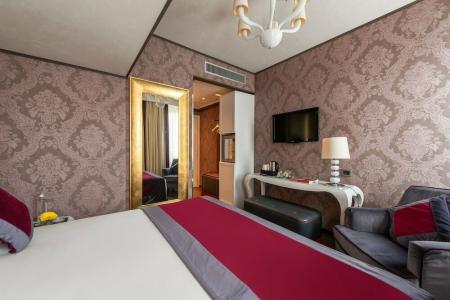 Carnival Palace - 36