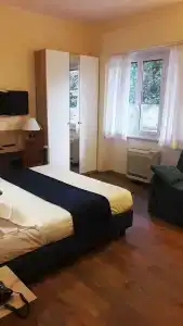 Esperia - 28