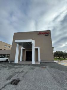 Hampton by Hilton Rome East - 7