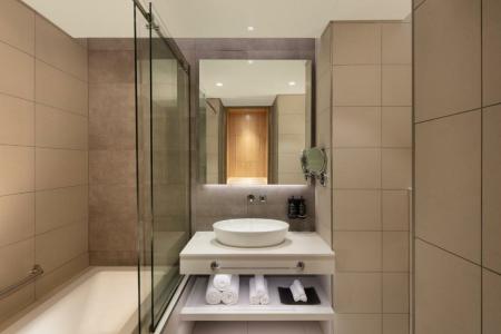 Holiday Inn Dubai Business Bay - 27