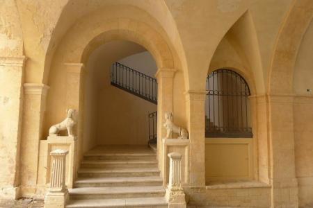 Landolina Palace - 23