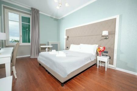 Grand & des Anglais Spa - 28