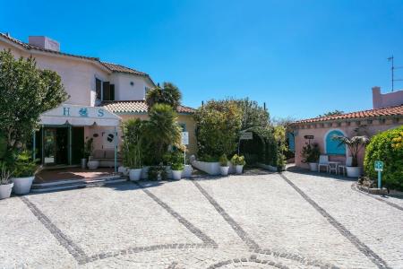 Stefania Boutique by the Beach - 35